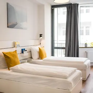 https://fantastic-2-bedroom-apartment.find-berlin-hotels.com